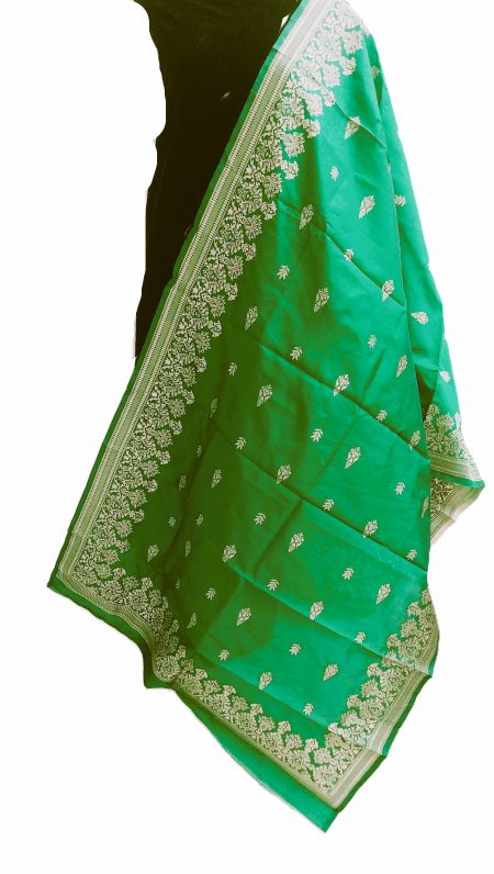 Fabria Silk Blend Green Women Dupatta